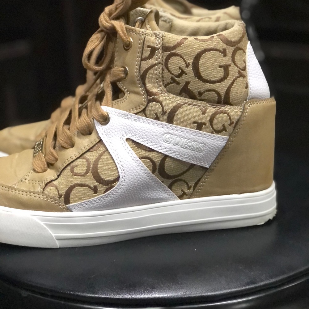 GUESS Women Wedge Sneakers - Picture 4 of 4